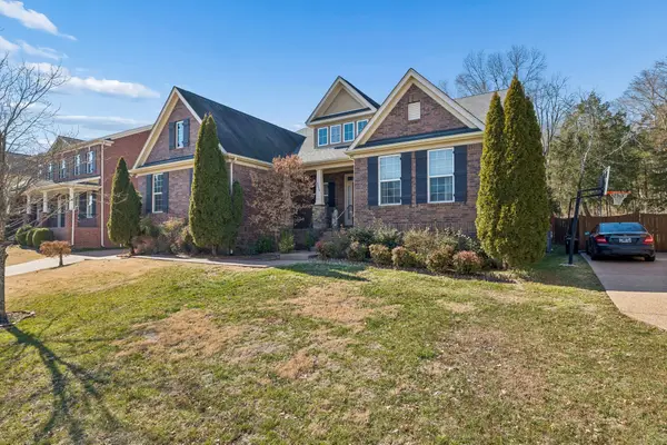 1036 Kelsey Glen Dr, Mount Juliet, TN 37122