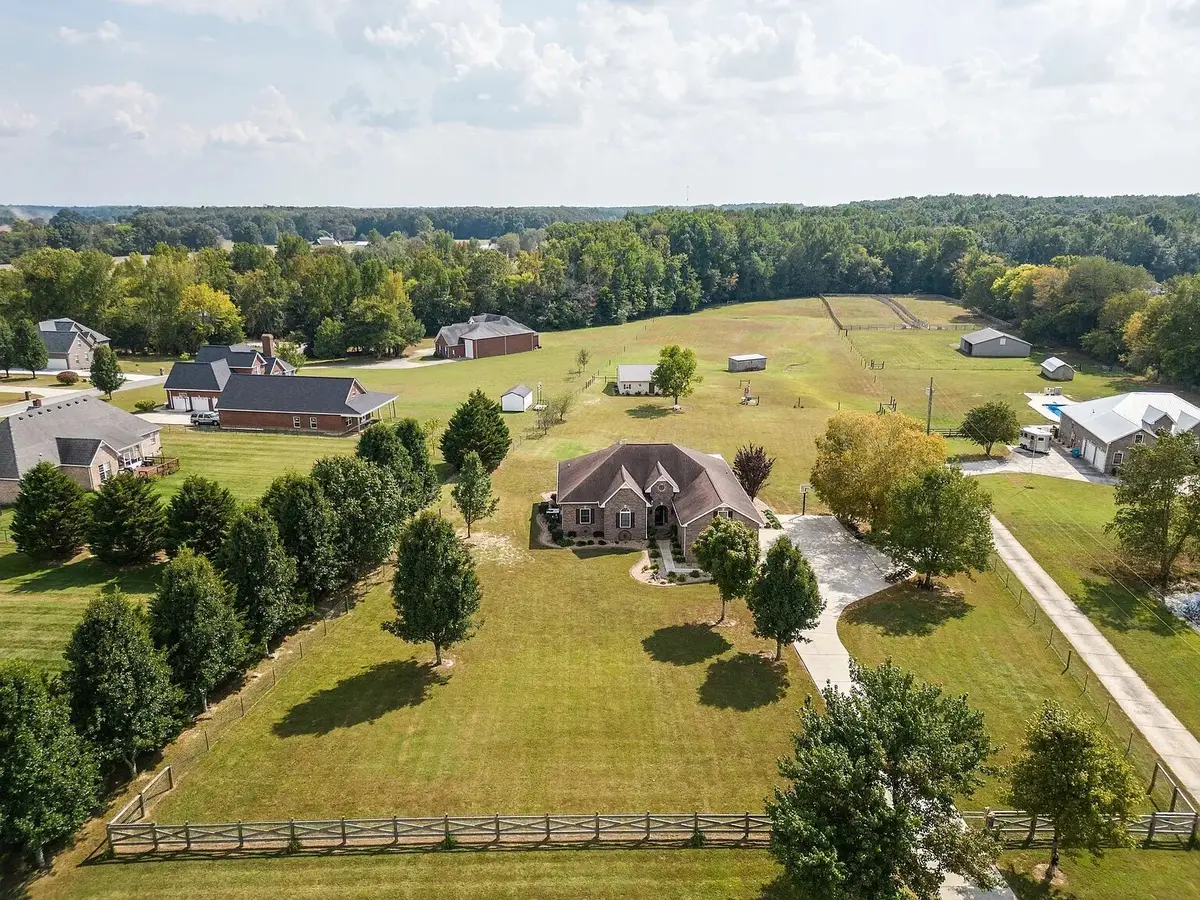 441 Matts Hollow Rd, Manchester, TN 37355 - Image #1
