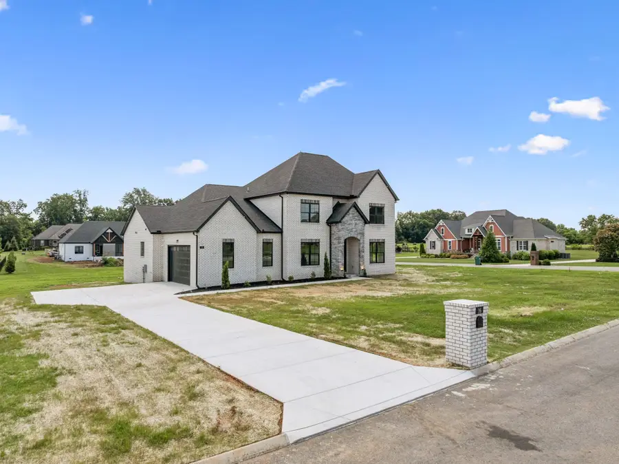 16 Blairmont Ct, Winchester, TN 37398 - #2