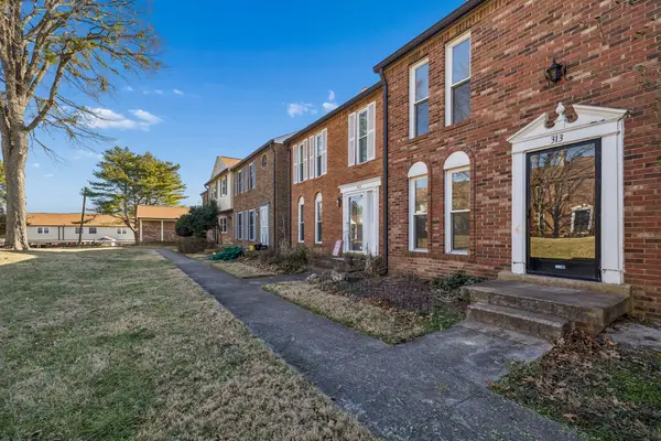 313 Huntington Ridge Dr, Nashville, TN 37211