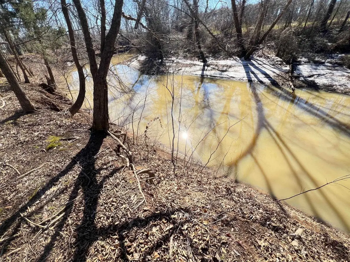 40 Towboat Ln, Adamsville, TN 38310 - #1