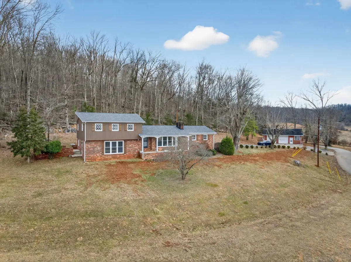 461 Baker Mountain Rd, Sparta, TN 38583 - #1
