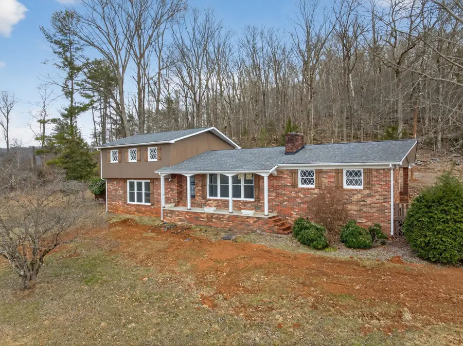 461 Baker Mountain Rd, Sparta, TN 38583 - #2