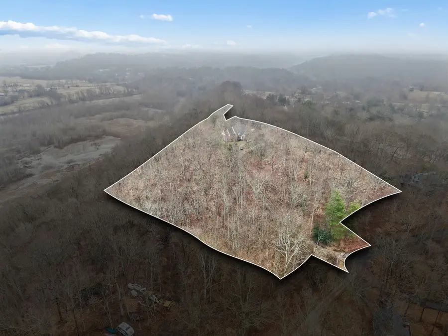 1010 Street Rd, Kingston Springs, TN 37082 - #3