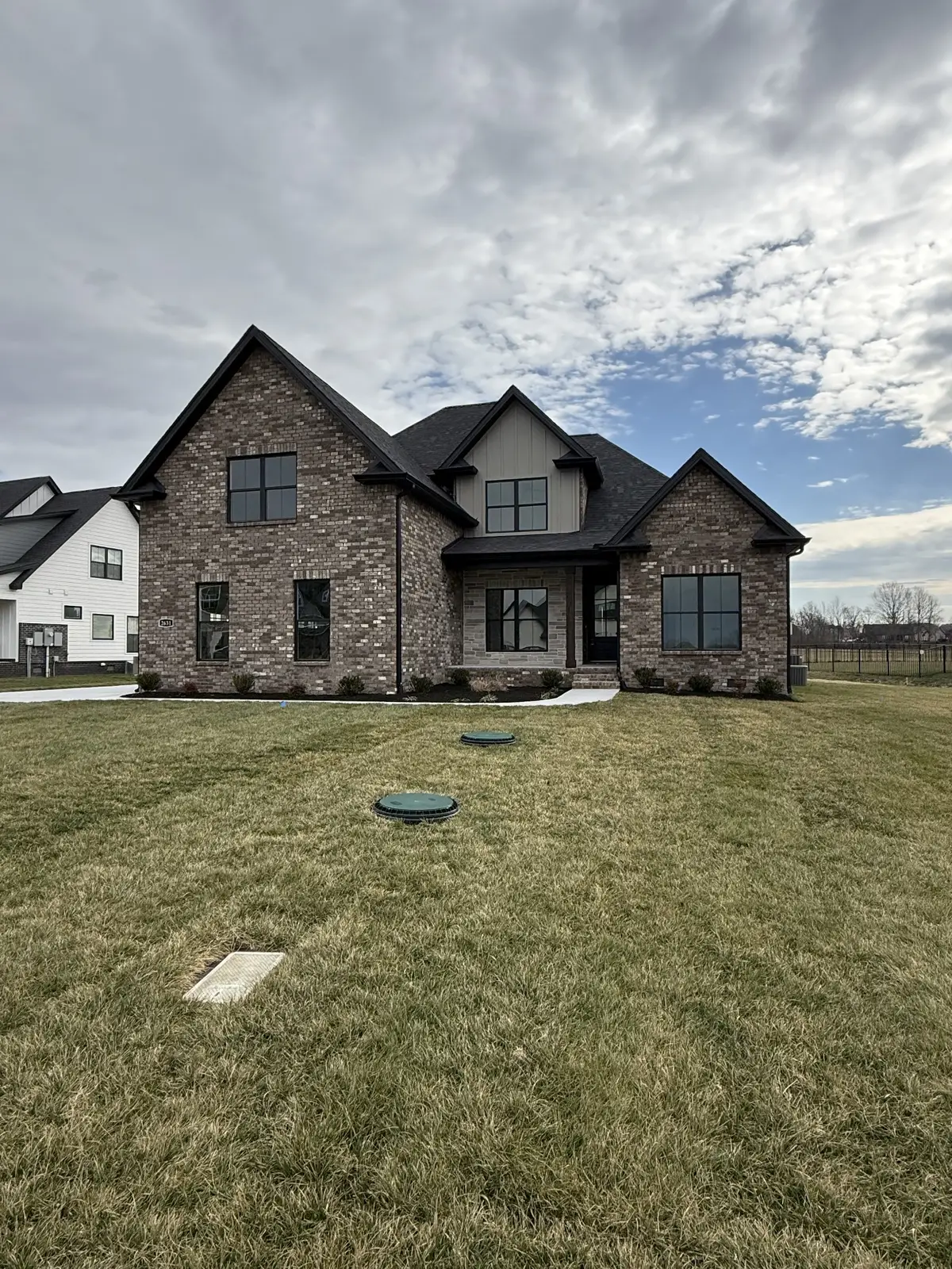 2631 Holly Springs Dr, Murfreesboro, TN 37128 - Image #1