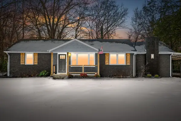 16 Donelson Dr, Clarksville, TN 37042