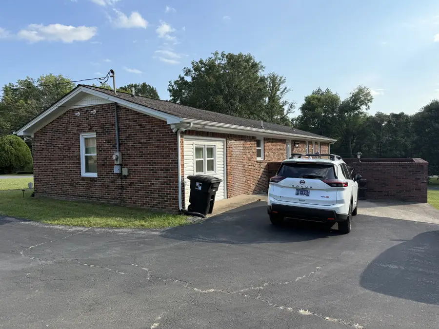 605 Crestland Dr, Columbia, TN 38401 - #3