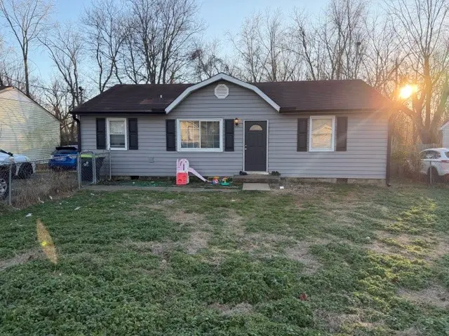 216 Tobacco Rd, Clarksville, TN 37042 - #1