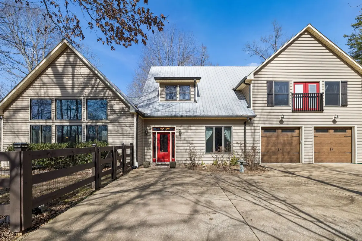 480 Defeated Creek Rd, Centerville, TN 37033 - #1