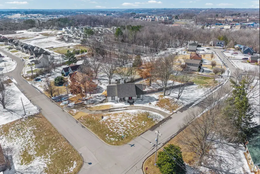 284 Andrew Jackson Dr, Clarksville, TN 37043 - #2