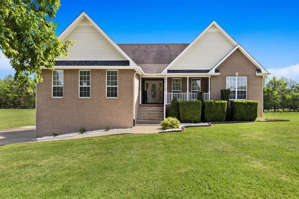 1014 Somerville Dr, Cottontown, TN 37048 - #1