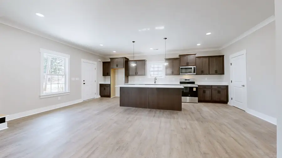 613 Short Mt St, Smithville, TN 37166 - #3