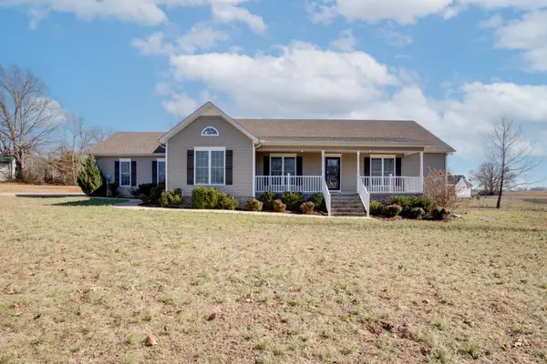 863 Presley Cir, Mount Pleasant, TN 38474