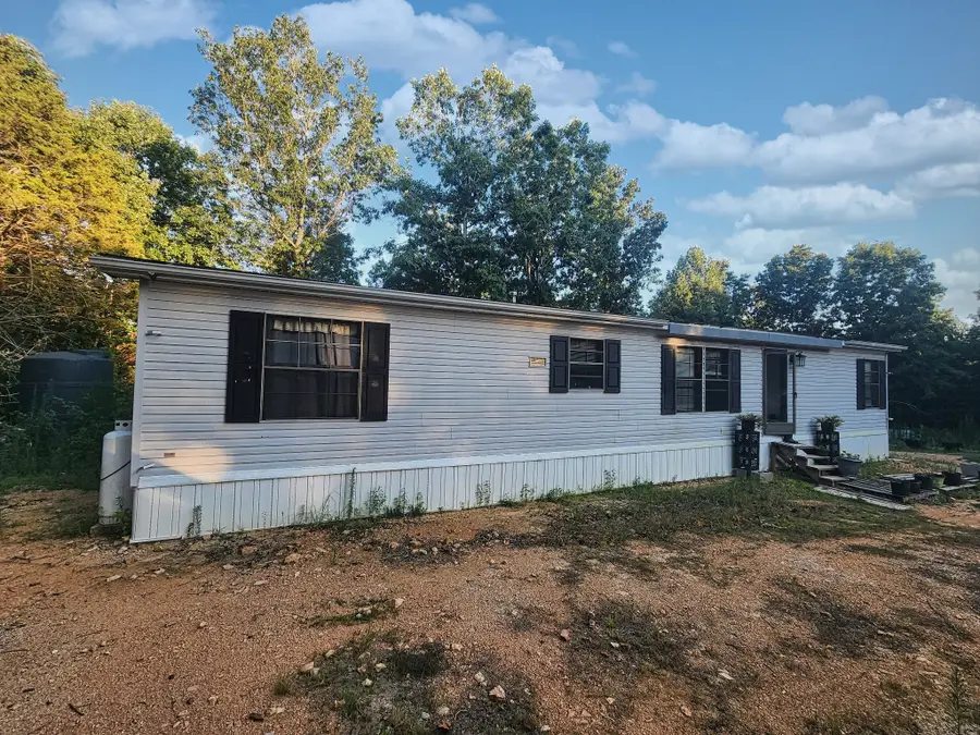 1135 Cane Ridge Rd, Hohenwald, TN 38462 - #3