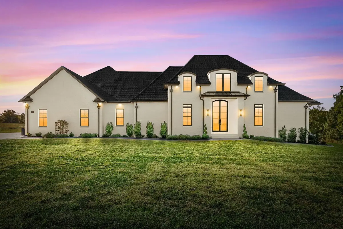 1914 Hickory Point Rd, Clarksville, TN 37043 - #1