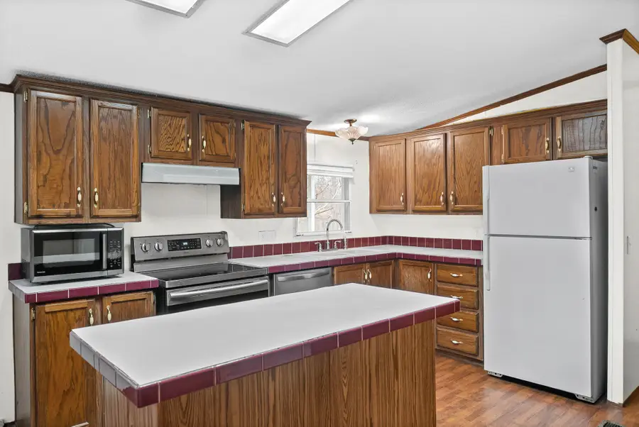 5120 Roaring Springs Rd, Cadiz, KY 42211 - #2