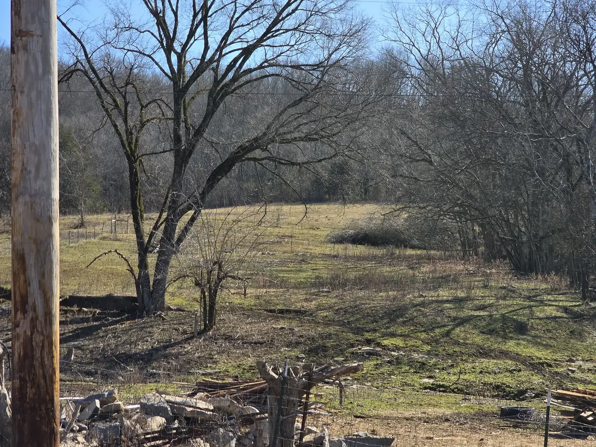 448 Holder Branch Ln, Hartsville, TN 37074 - #1