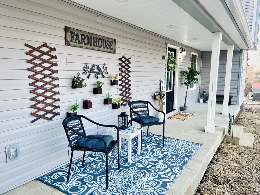 204 E Berkley Cir, Lewisburg, TN 37091 - #2