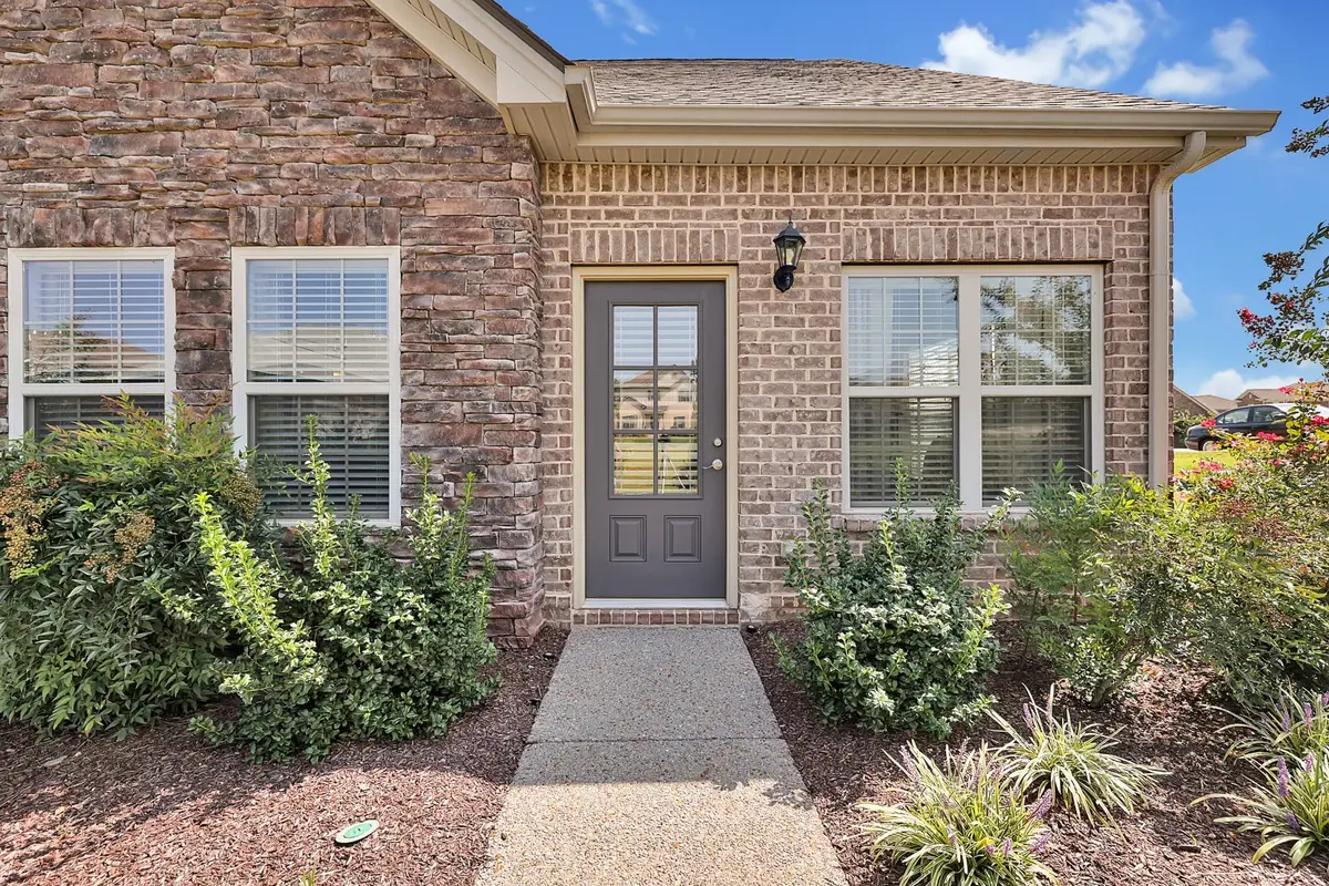 3207 Livermore Ln, Murfreesboro, TN 37130 - #1