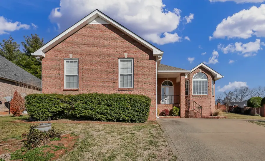 731 Courtland Ave, Clarksville, TN 37043 - #2