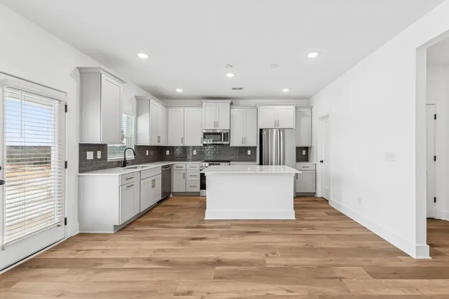 301 Strong Street, Columbia, TN 38401 - #3