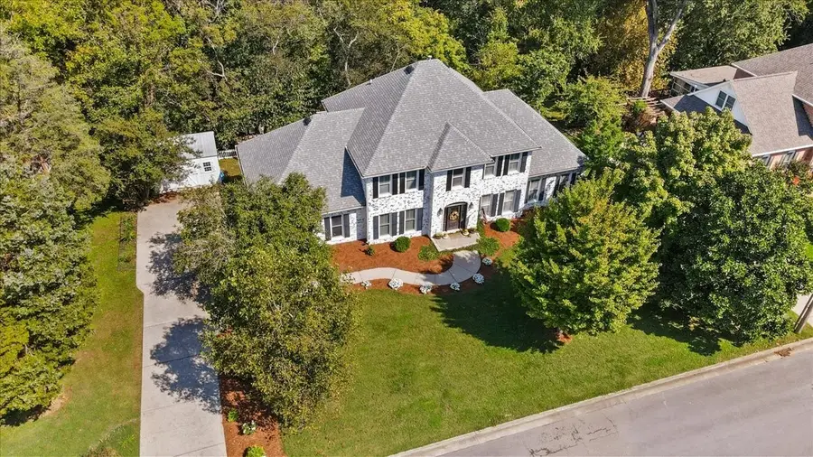 1802 Somerset Dr, Murfreesboro, TN 37129 - #2