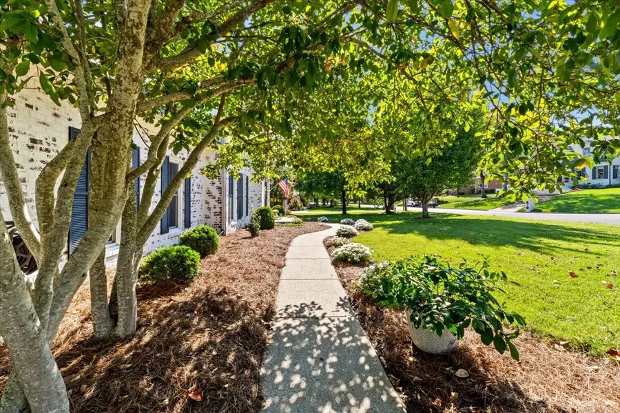 1802 Somerset Dr, Murfreesboro, TN 37129 - #3