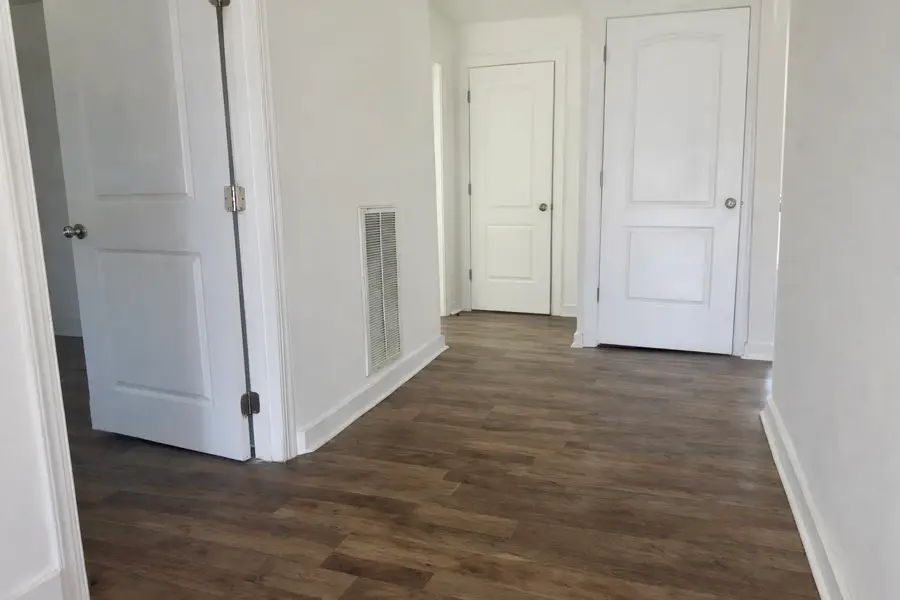 1117 S Glade St S, Columbia, TN 38401 - #2