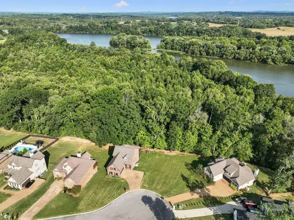 402 Zephyr Cv, Lebanon, TN 37087