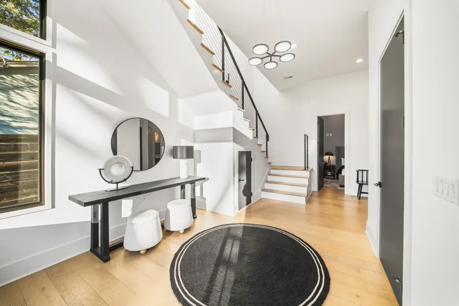 114 47th Ave N, Nashville, TN 37209 - #2