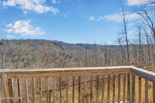 1291 Buck Lane, Crawford, TN 38554