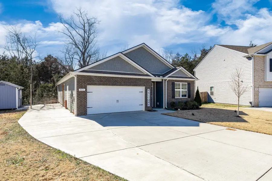 401 Lauren Ln, Chapel Hill, TN 37034 - #2