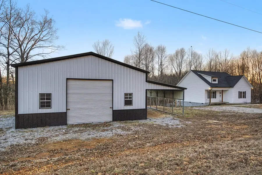 732 Lucas Rd, Dickson, TN 37055 - #3
