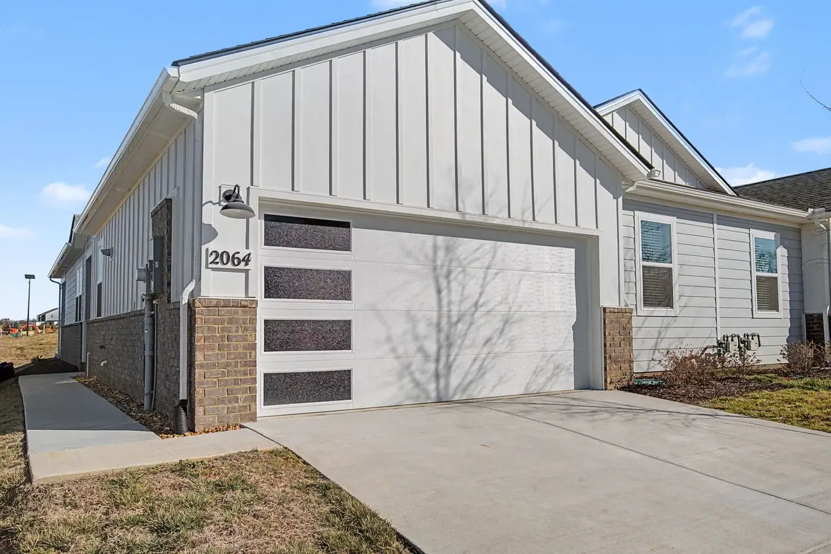 2064 Holmesburg Pvt Cir, Gallatin, TN 37066 - #1
