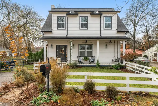 704 W End Cir, Franklin, TN 37064