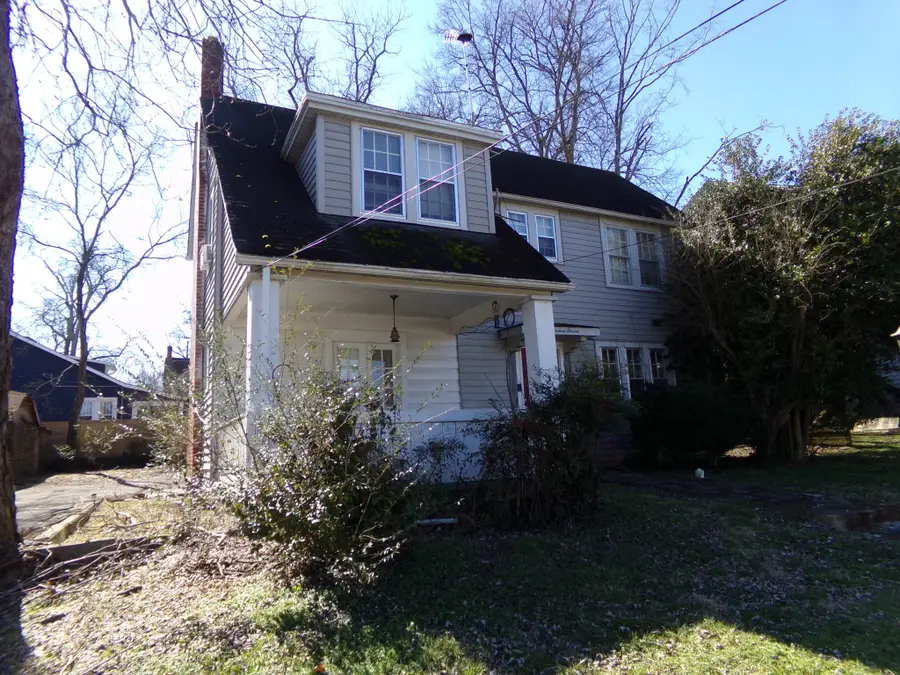 411 Haynes St, Lewisburg, TN 37091 - #3