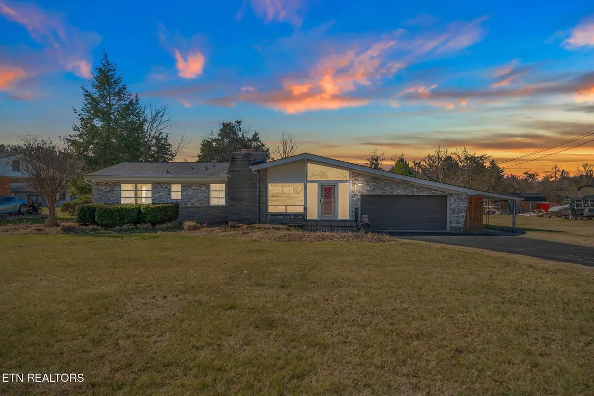 7237 Oakmeade Rd, Powell, TN 37849 - #1