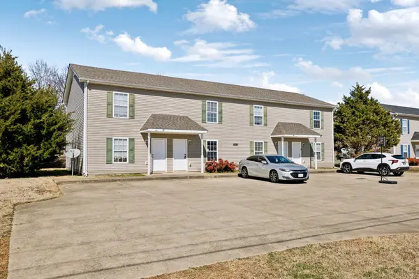 501 Patriot Park Ct, Clarksville, TN 37042