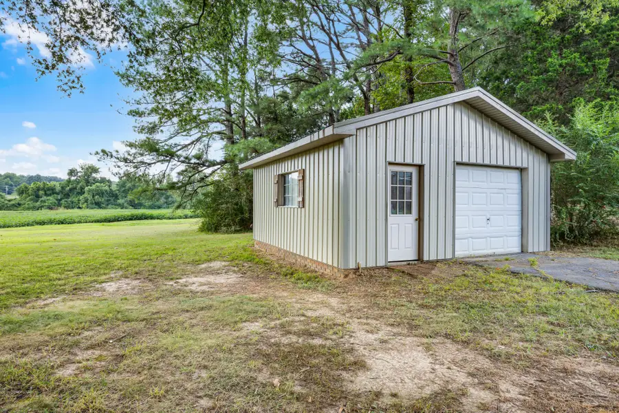 340 Westwood Dr, Huntingdon, TN 38344 - #2