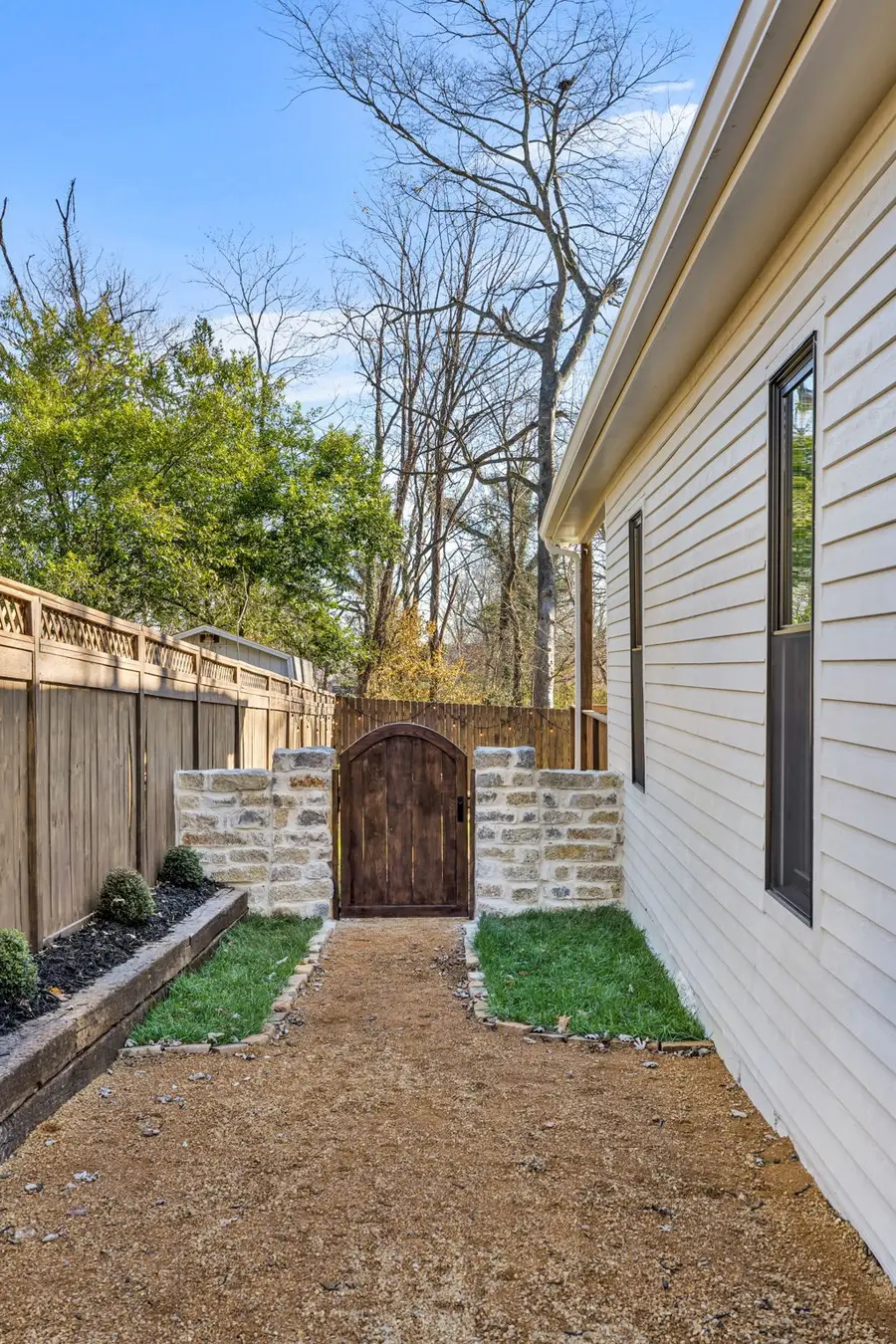 1007 School St, Columbia, TN 38401 - #3