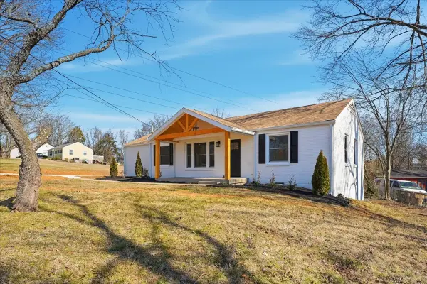 3021 Ironwood Dr, Nashville, TN 37214