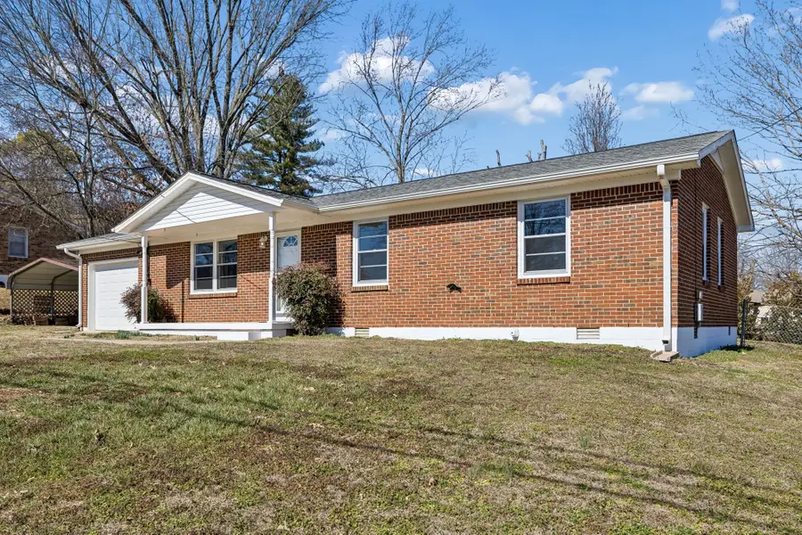 206 Birchwood Dr, Columbia, TN 38401 - #3