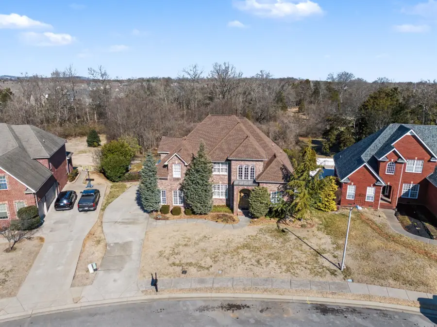 427 Creekview Drive, Murfreesboro, TN 37128 - #2