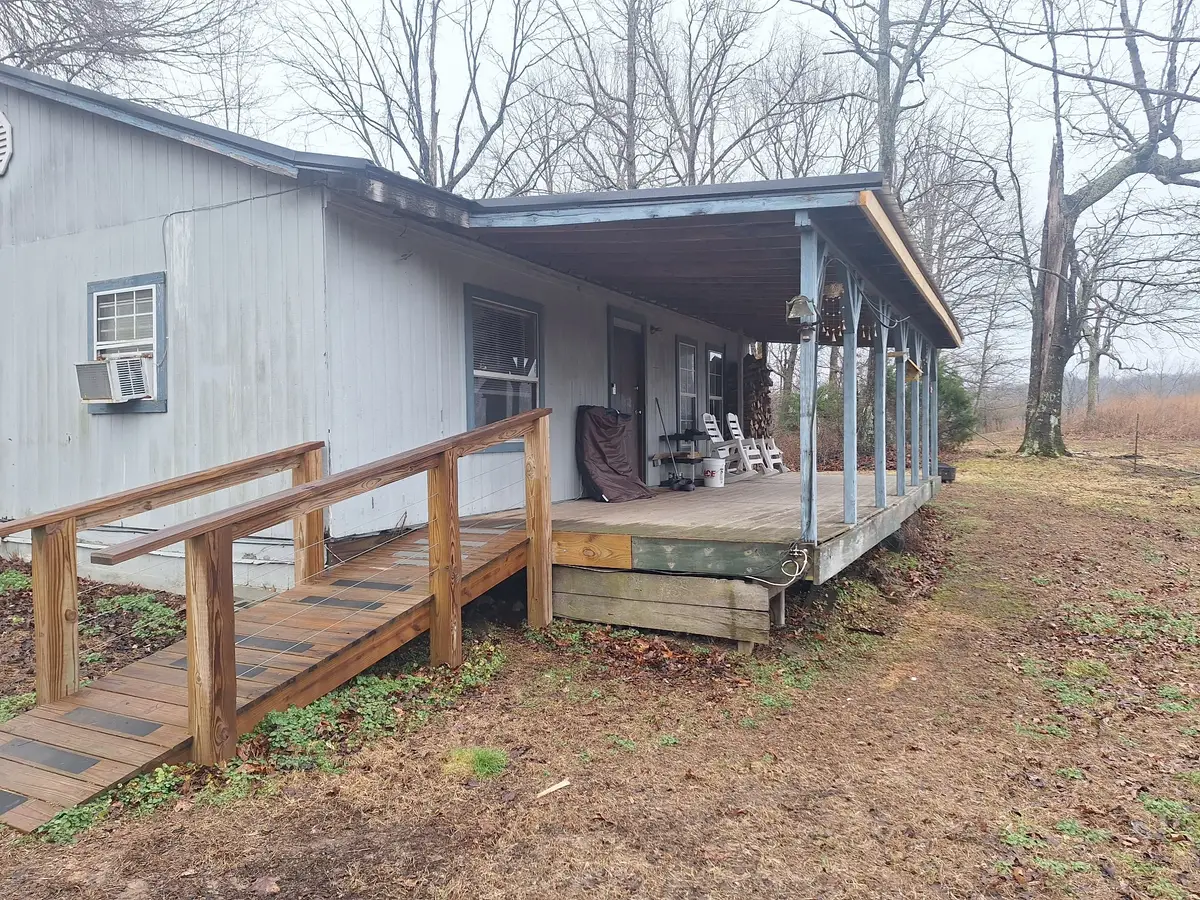 199 Dixon Ln, Waynesboro, TN 38485 - #1