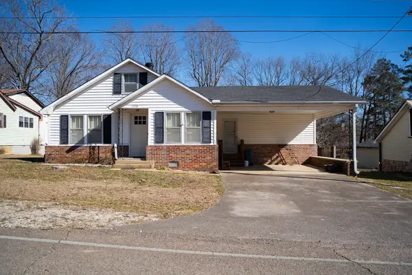 220 Jennings Ave, Parsons, TN 38363