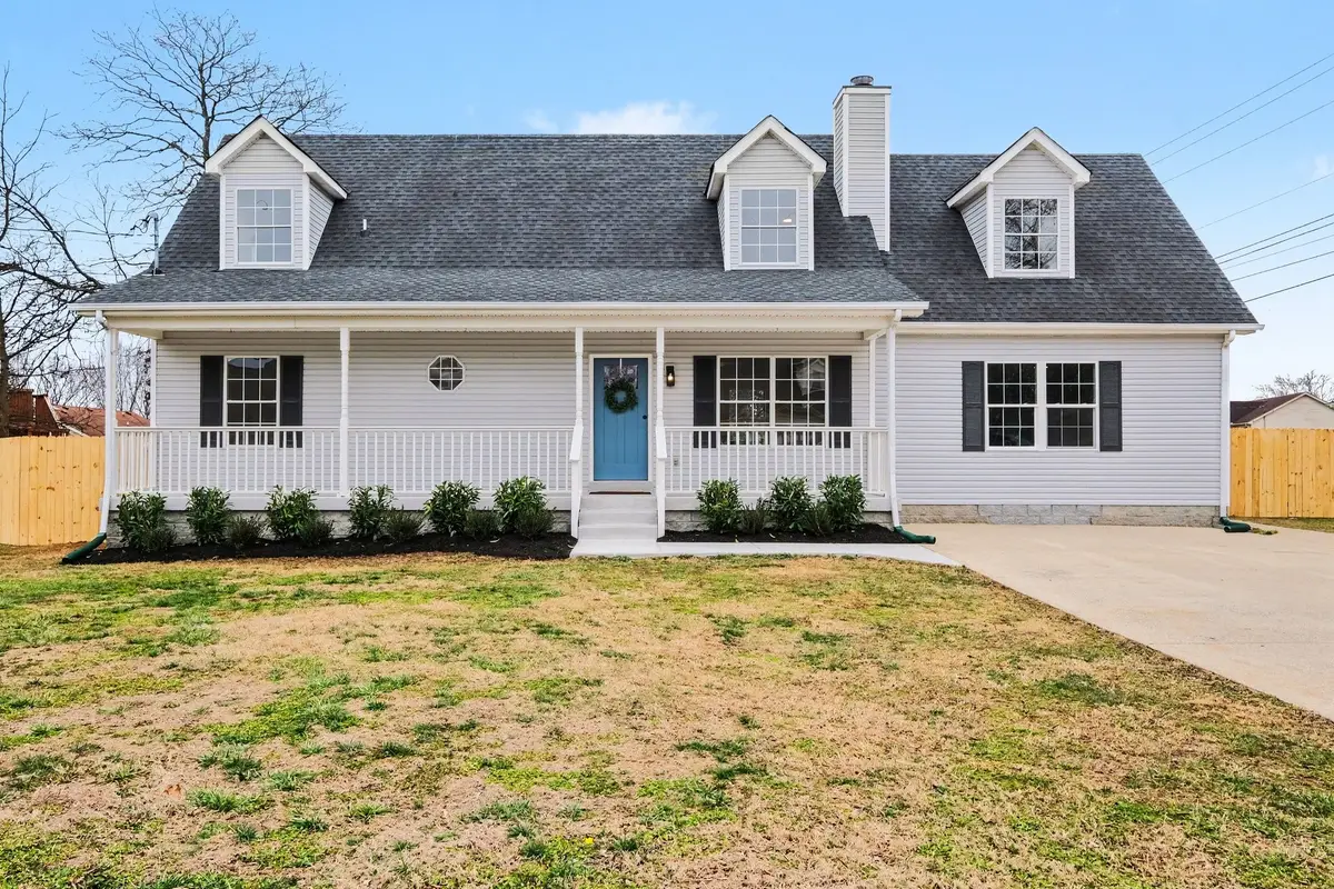 201 Heritage Cir E, La Vergne, TN 37086 - #1