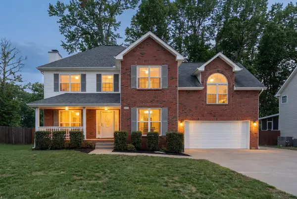 1852 Darlington Dr, Clarksville, TN 37042