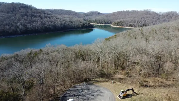 308 Highbridge Dr, Smithville, TN 37166