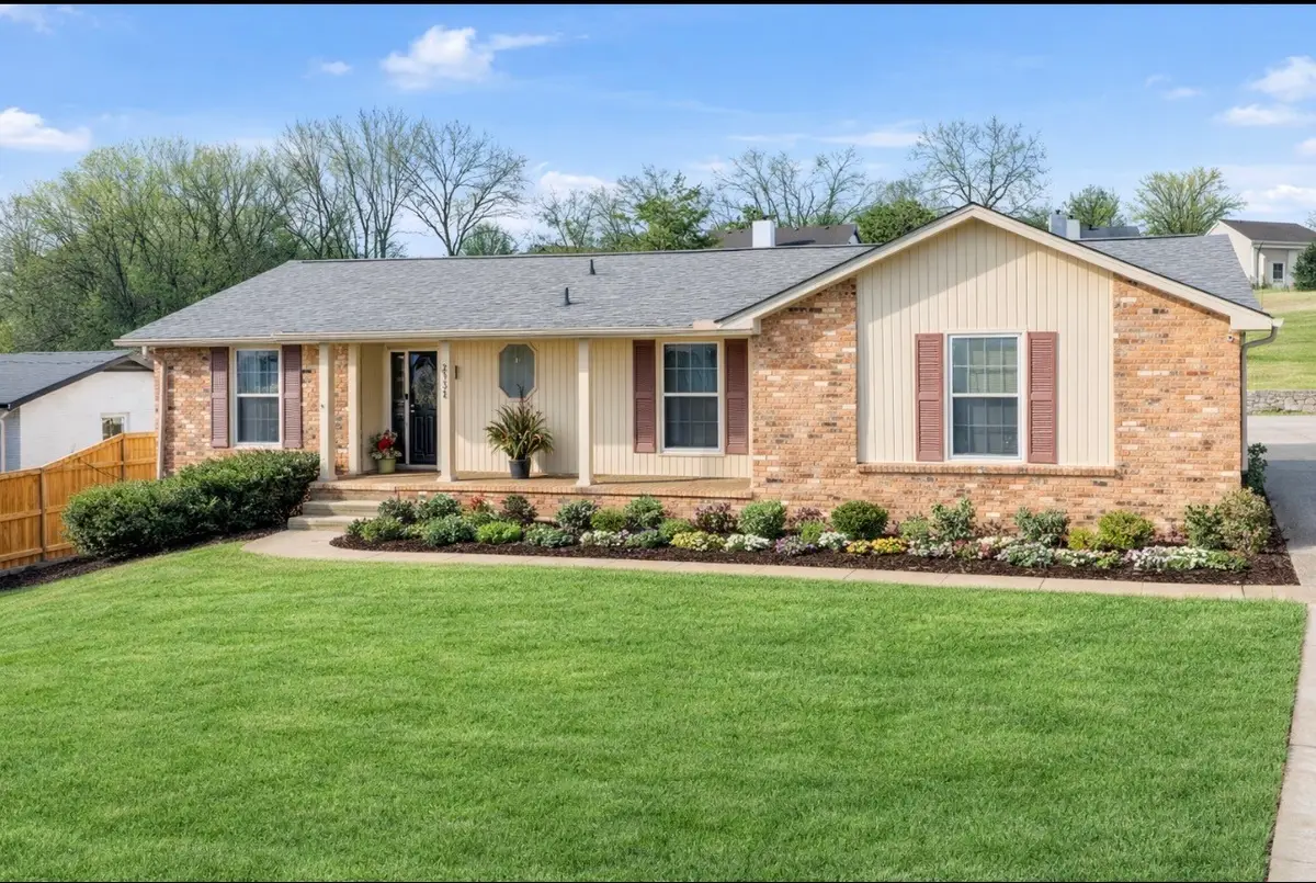 2931 Walnut Crest Dr, Antioch, TN 37013 - #1