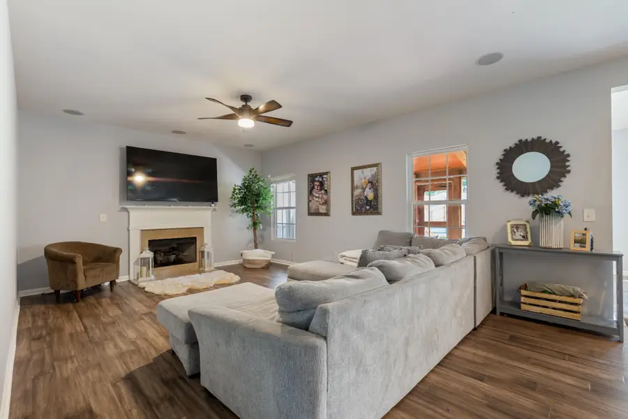 636 Wolfeboro Ln, Nashville, TN 37221 - #3